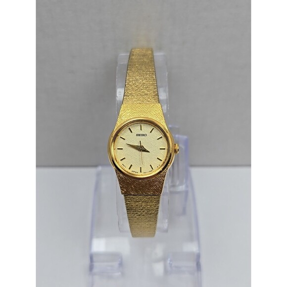 Vintage Seiko Womens Gold Tone Dress Watch 1N01 0K50 Bracelet New Battery